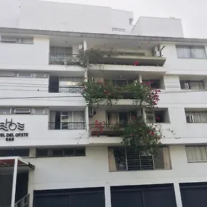 Del Oeste Bed and breakfast